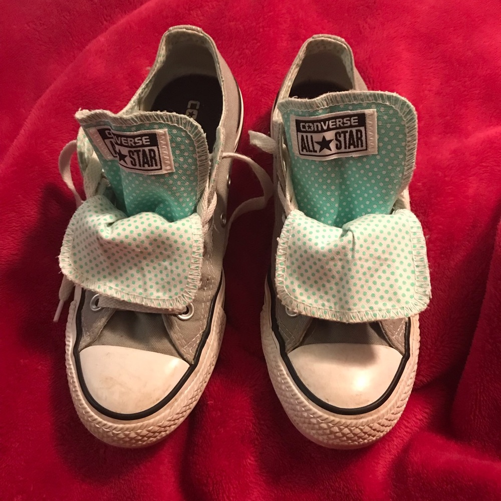 Gray converses size 7